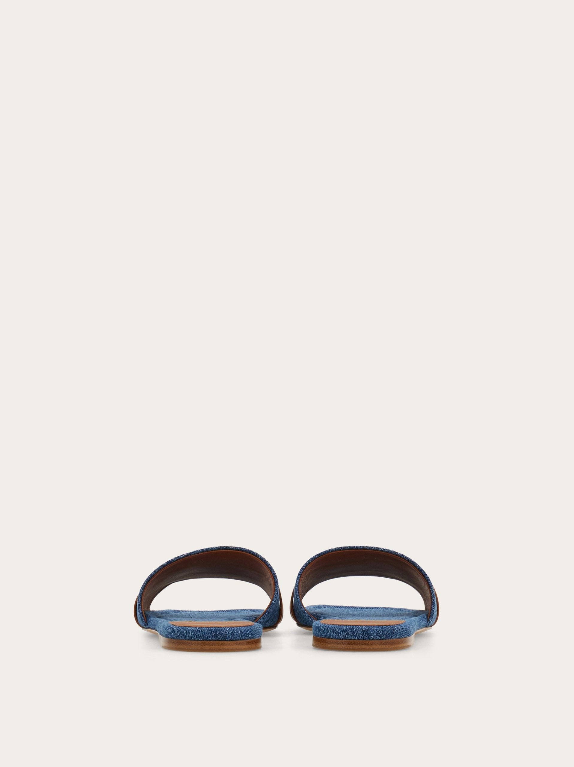 Ferragamo Flat slide with Gancini ornament - Image 3